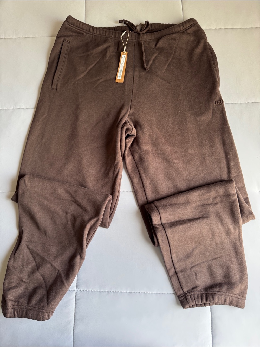 Skims jogger